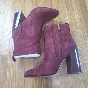 Vince Camuto Enverna Block Heeled Suede Ankle Booties Sz 8 Maroon NEW NWOB